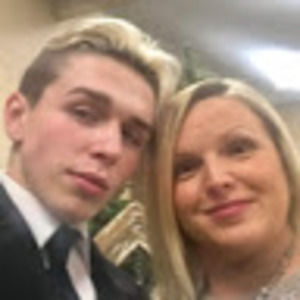 Meet your Posher, Aimee